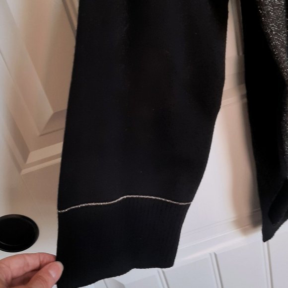 Anne Klein NWT Shimmer Black & Gold Metallic Hi/Low Sweater XL - Picture 5 of 13